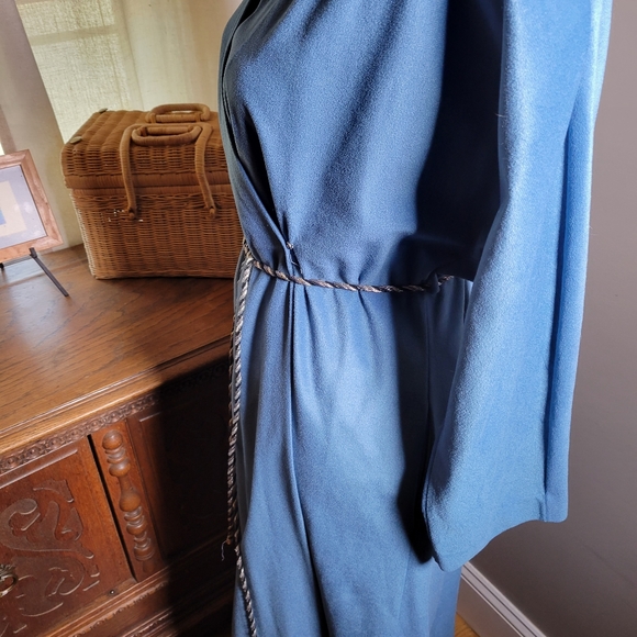 VINTAGE VANITY FAIR BLUE ULTRASUEDE BATHROBE - Picture 9 of 11